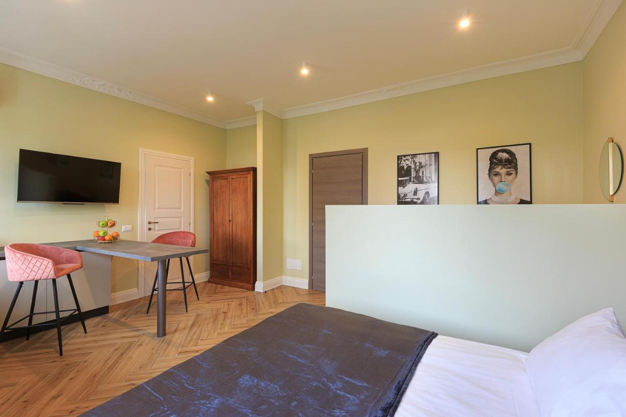 Leopoldo Apartment Baveno Bagian luar foto